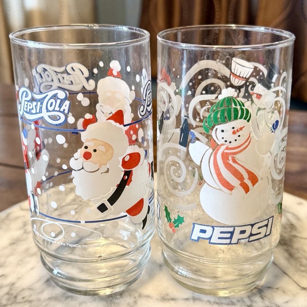 2pc VTG Christmas Holiday Pepsi Glass Glasses‎ Ice Skating Santa Clause Snowman